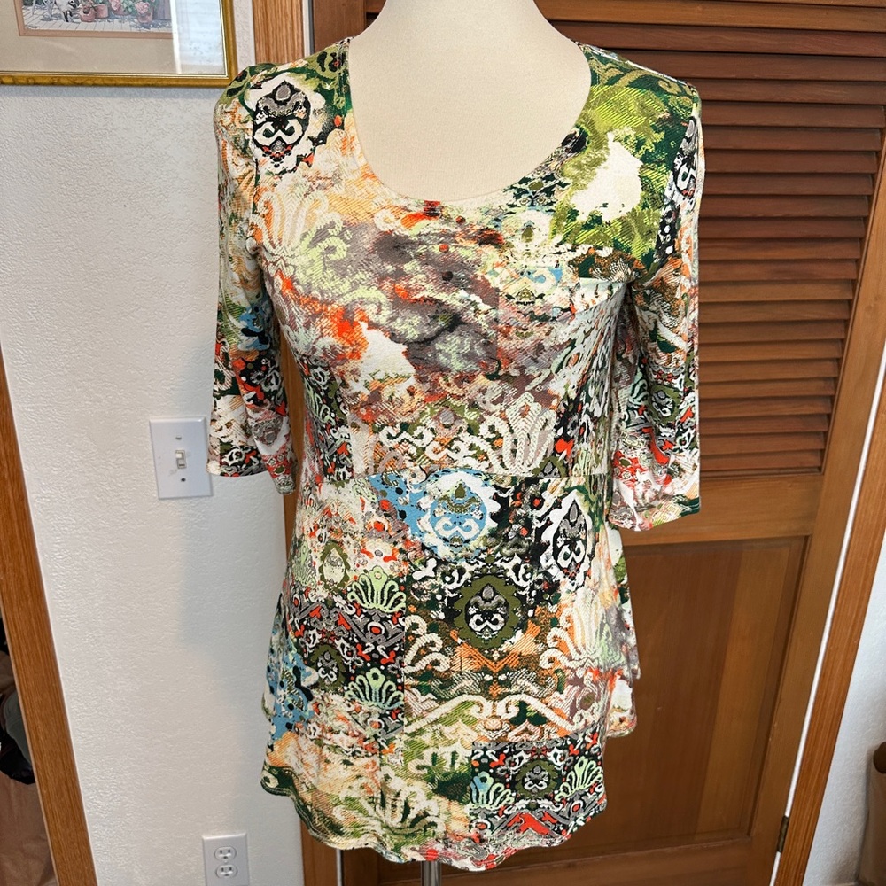 Salaam Women's Top Size S green multi patterned - Picture 5 of 6
